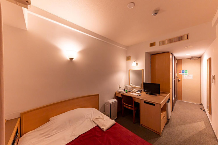 Bedroom 12