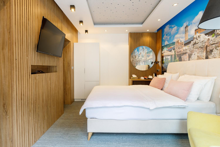 Bedroom 14