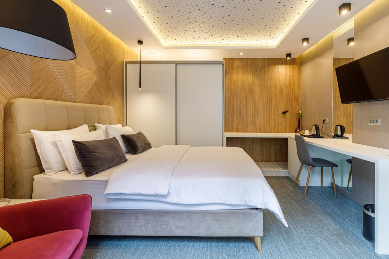 Bedroom 13