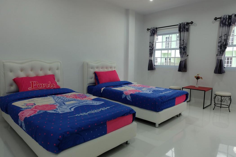 Bedroom, Nabanmae Resort, Muang Lampang