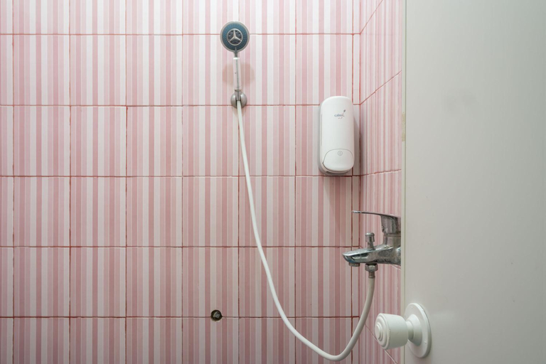 Bathroom 8