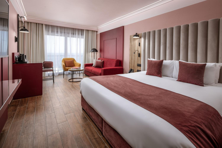 Others 5, Vivaldi Hotel, St Julian's