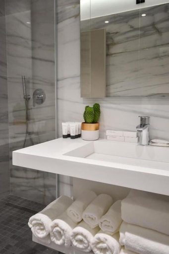 Bathroom 4, Flamingo Hotel, Vlorës