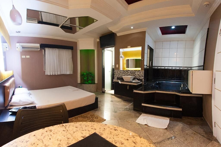 Bedroom 5, Logus Hotel, São Vicente