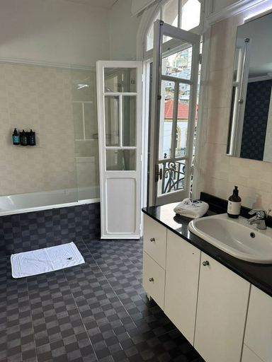 Bathroom 3, The Gem Boutique Hotel, Beirut