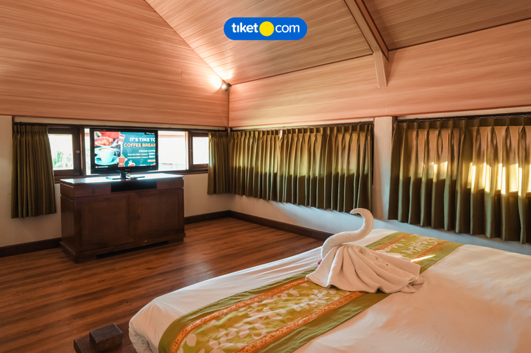 Bedroom 8