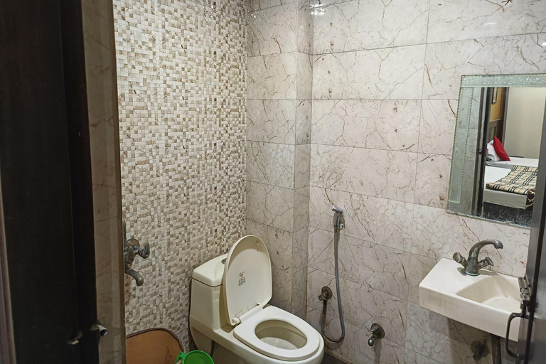 Bathroom 12