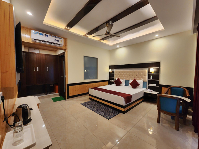 Bedroom 18