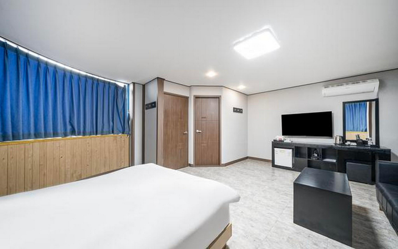 Bedroom 2, Yeongju Punggi K Motel, Yeongju