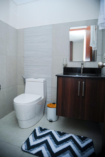 Bathroom 12