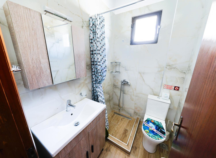 Bathroom 3, Dionisos Roses, Central Macedonia