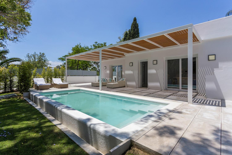 Sport & Beauty 2, Genteel Home Villa El Noruego, Málaga
