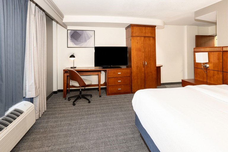 Bedroom 15