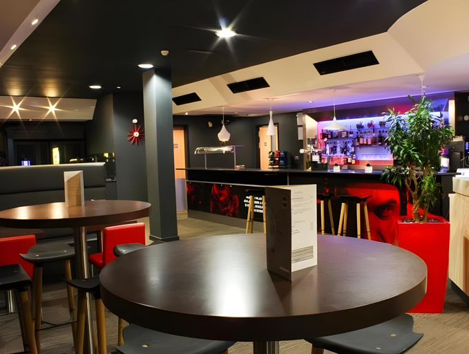 Food & Drinks 4, Ibis Cardiff Centre Hotel, Cardiff