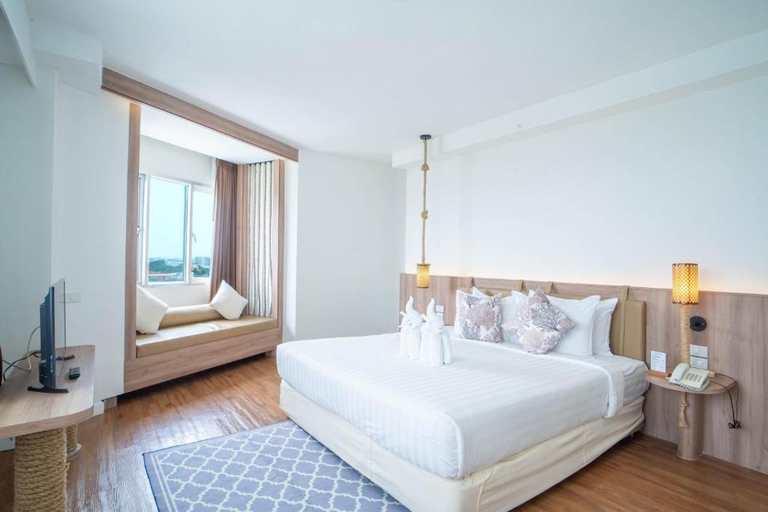 Bedroom 13