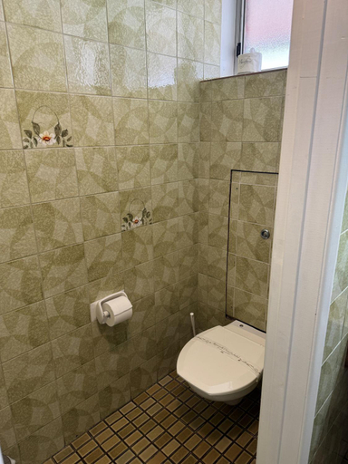 Bathroom 3, Mid-City Plantation Motel, Mildura - Pt A