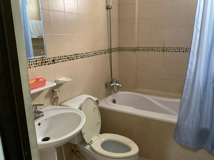 Bathroom 5