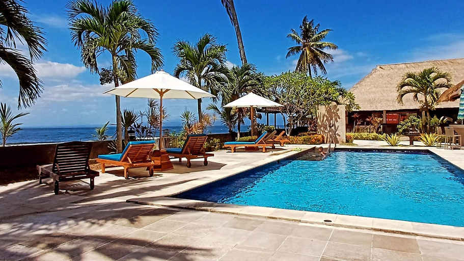 Sport & Beauty 4, Melaya Beach Resort Queen Bed, Jembrana