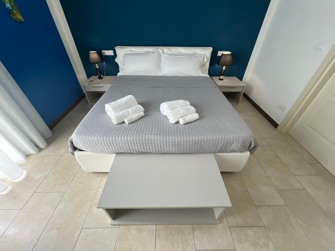 Bedroom 2, DubaiBeachotel, Ferrara