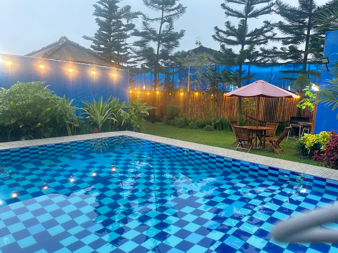 Swimming Pool 19