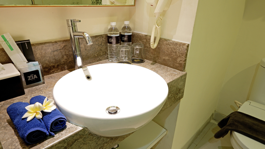 Bathroom 5