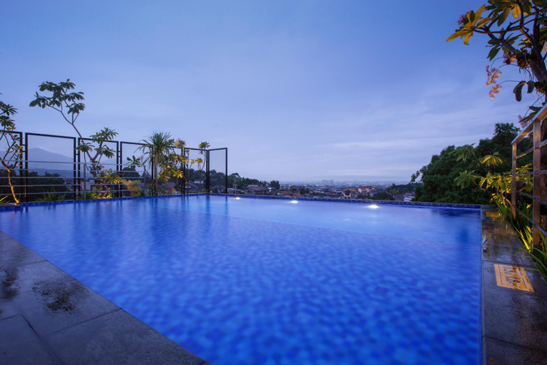 Sport & Beauty 2, Neo Dipatiukur Bandung by ASTON, Bandung