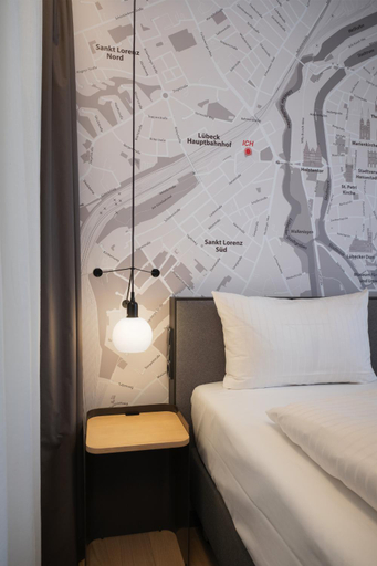 Bedroom 3, IntercityHotel Lübeck, Lübeck