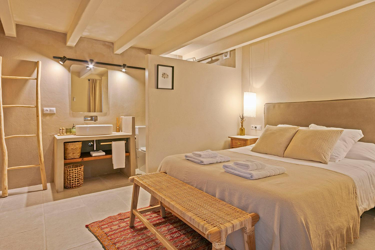 Bedroom 3, CAN SAFRA, Girona
