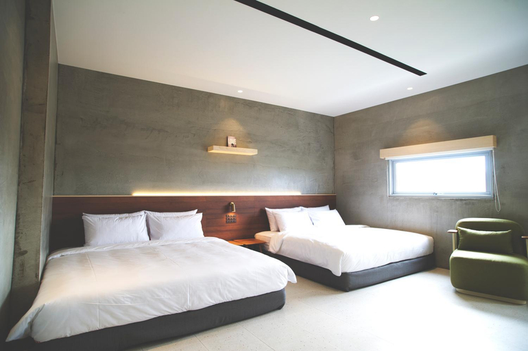 Bedroom 2, FFF Hotel, Pingtung