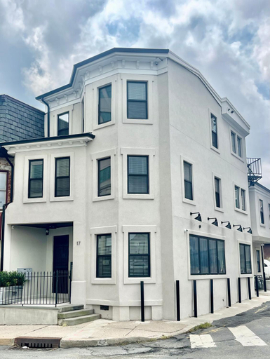 Others 3, Modern Fully Renovated Suite & Loft in Downtown Trenton, Mercer