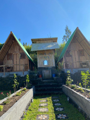 Exterior 4