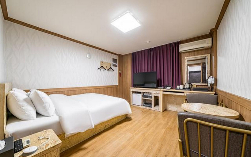 Bedroom 4, Buyeo Gudeorae 119 Beongil Motel, Buyeo