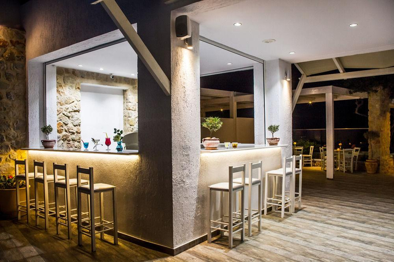 Food & Drinks 5, Nautilus Dome, South Aegean