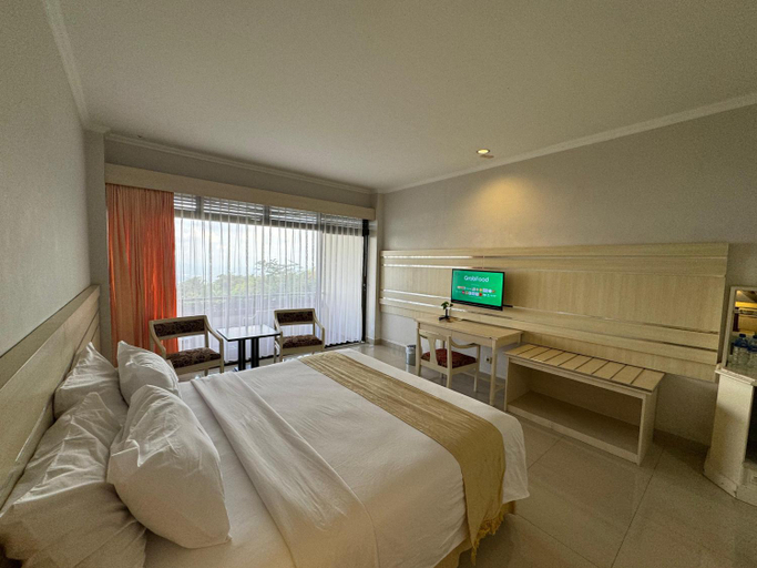 Bedroom 21