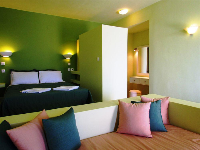 Bedroom 3, Nautilus Dome, South Aegean