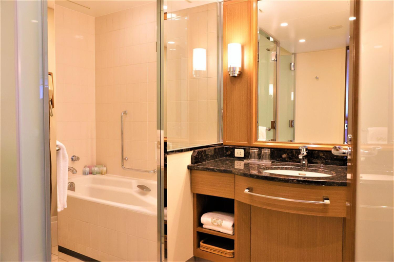 Bathroom 27