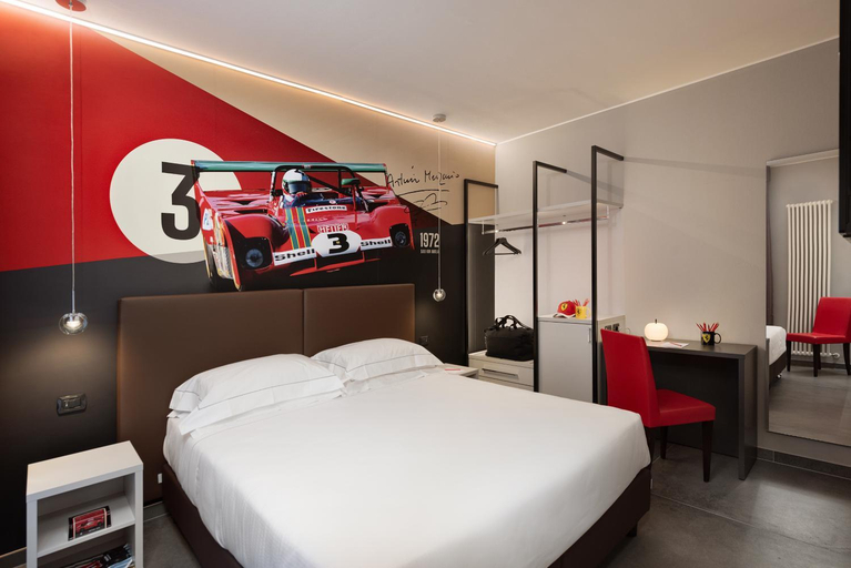 Bedroom 12