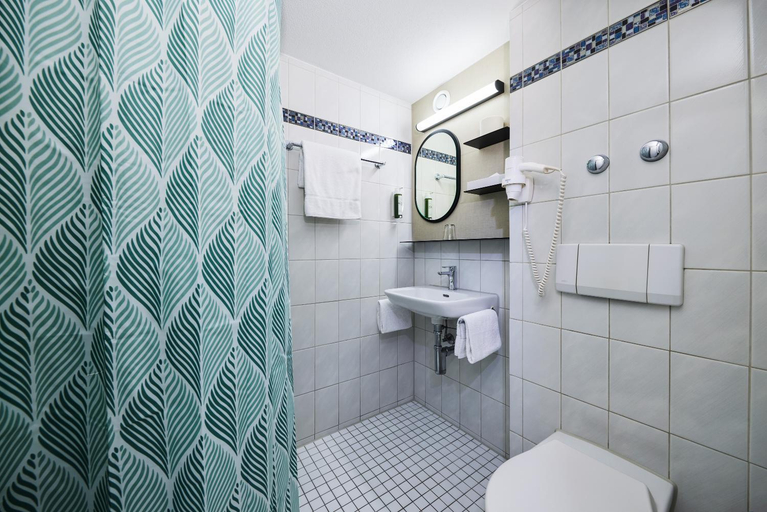 Bathroom 2