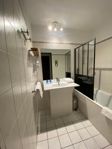 Bathroom, Hotel Le Relais de Castelnau, Lot
