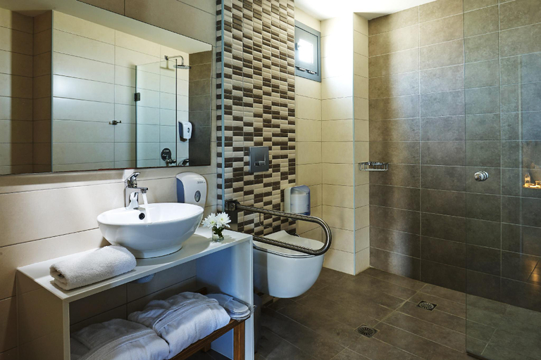 Bathroom 5, Pollis Hotel, Crete