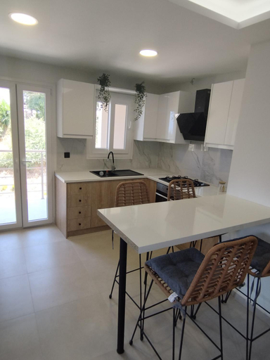Others 4, Ina's apartments, Ionian Islands