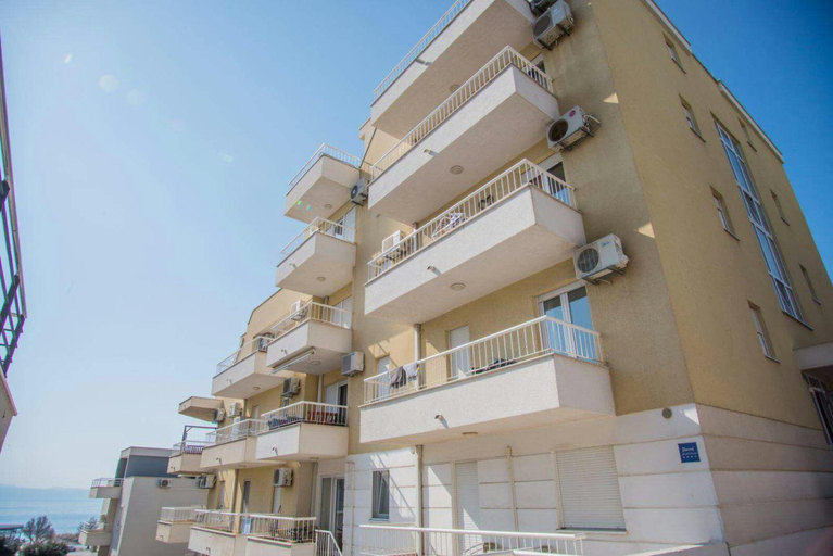 Exterior & Views 1, Olea, Two-Bedroom Duplex Suite near Znjan Beach, Split