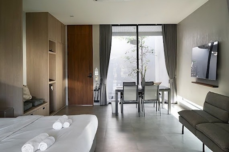 Bedroom 13