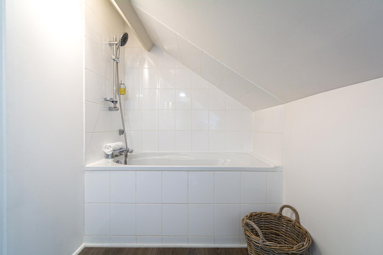 Bathroom 2, Hotel De La Plage, Calvados
