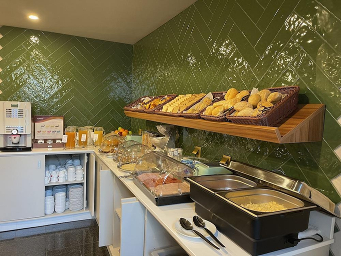 Food & Drinks 5, Sete Colinas, Lisbon
