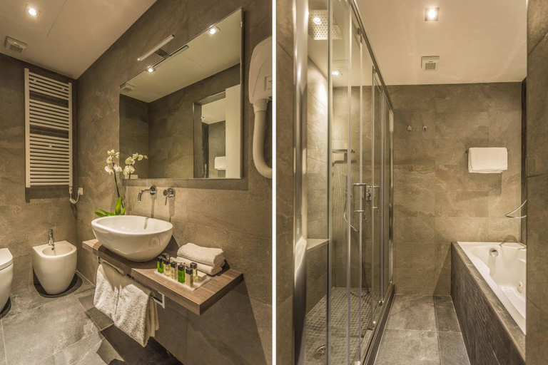 Bathroom 5, Palazzo Alfieri, Florence