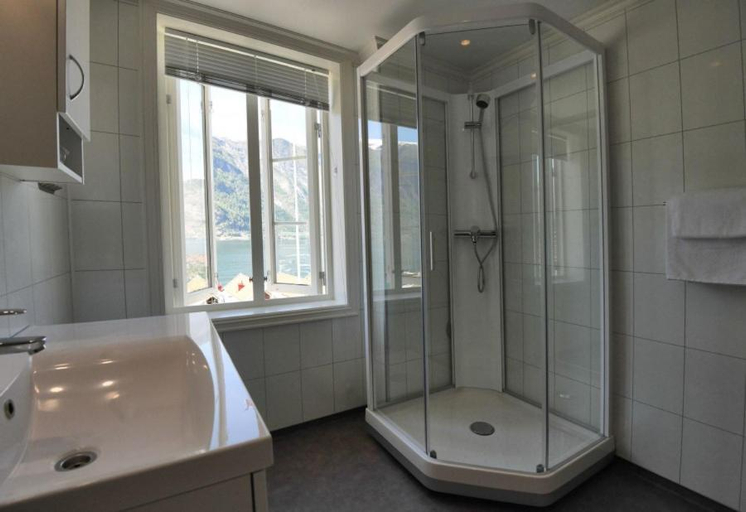 Bathroom 3, Vangsgaarden Gjestgiveri, Aurland