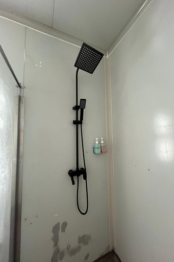 Bathroom 9