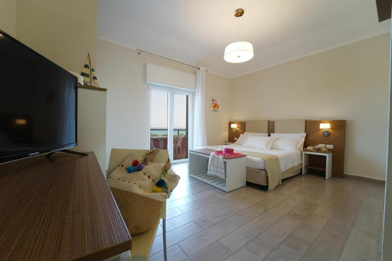 Bedroom 4, Amareclub Casarossa, Crotone