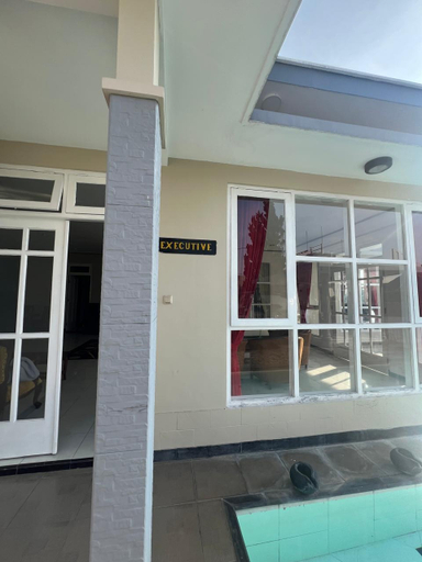 Exterior & Views 2, Executive Villa, Malang